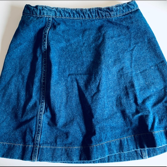 American Apparel Denim Skirt Medium - Picture 2 of 3